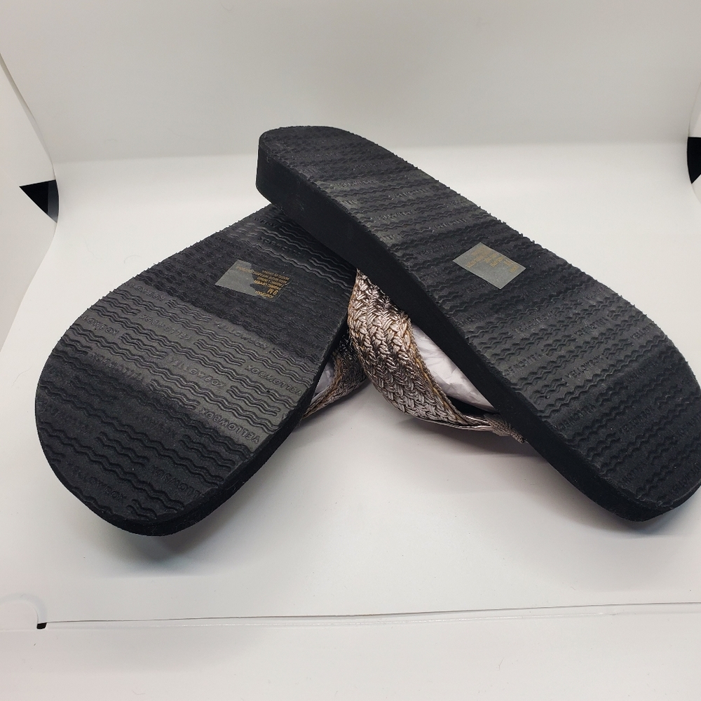 Yellow Box Sandals - Picture 4 of 6